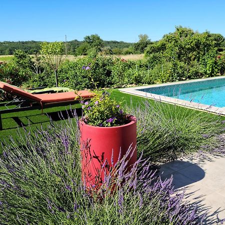 Saint-Laurent-la-Vernède Les Papillons D'Uzes Bed & Breakfast エクステリア 写真